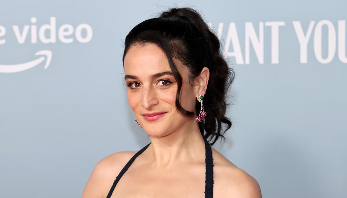 Jenny Slate embraces romance in every corner of life