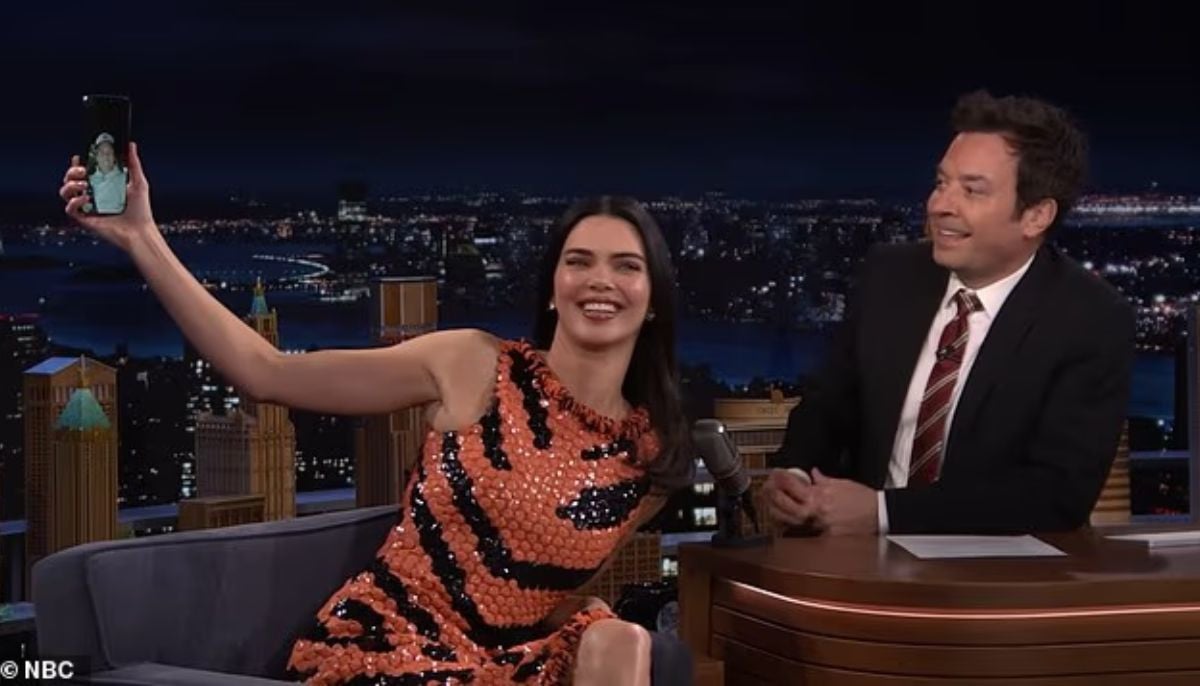 Jimmy Fallon stunned as Kendall Jenner phones Tom Brady live on air