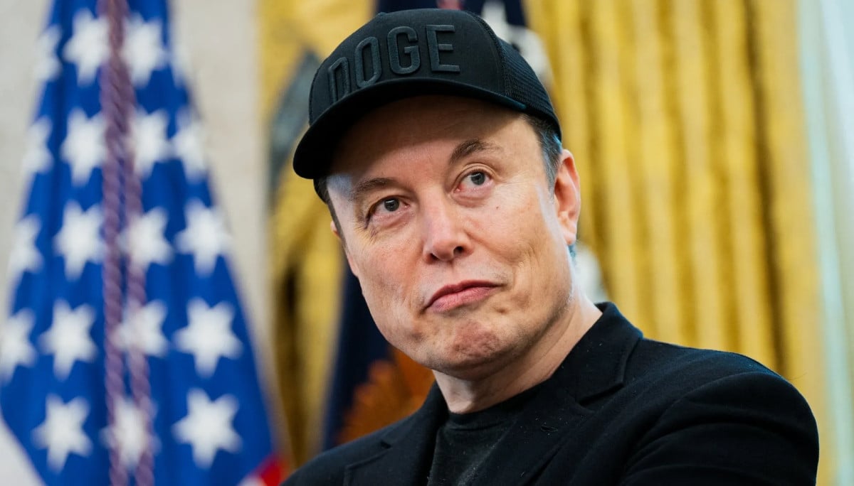 SpaceX seeks to launch one million satellites to power AI from orbit