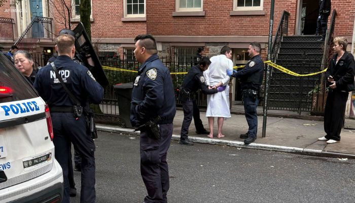 Teenager arrested after allegedly abducting Florida sisters met on Roblox