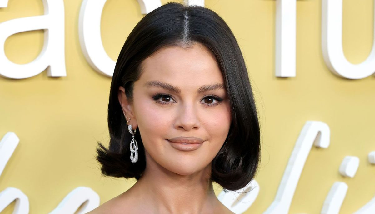 Selena Gomez's playful photo carousel: Face mask and bunny ears