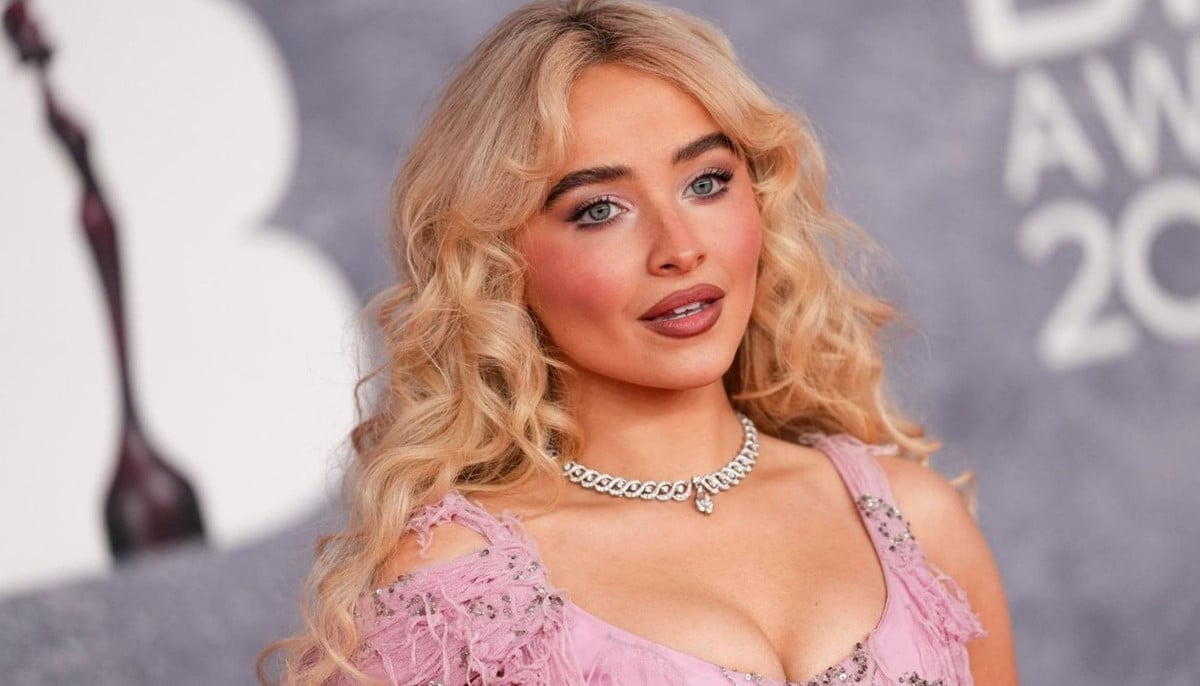 Sabrina Carpenter builds a boyfriend out of Pringles in her Super Bowl debut