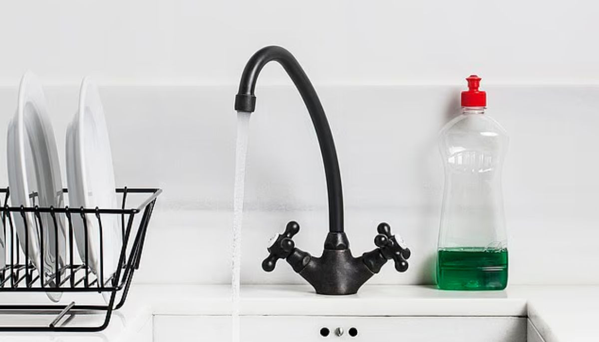 Seven simple tweaks to keep your kitchen free from food poisoning