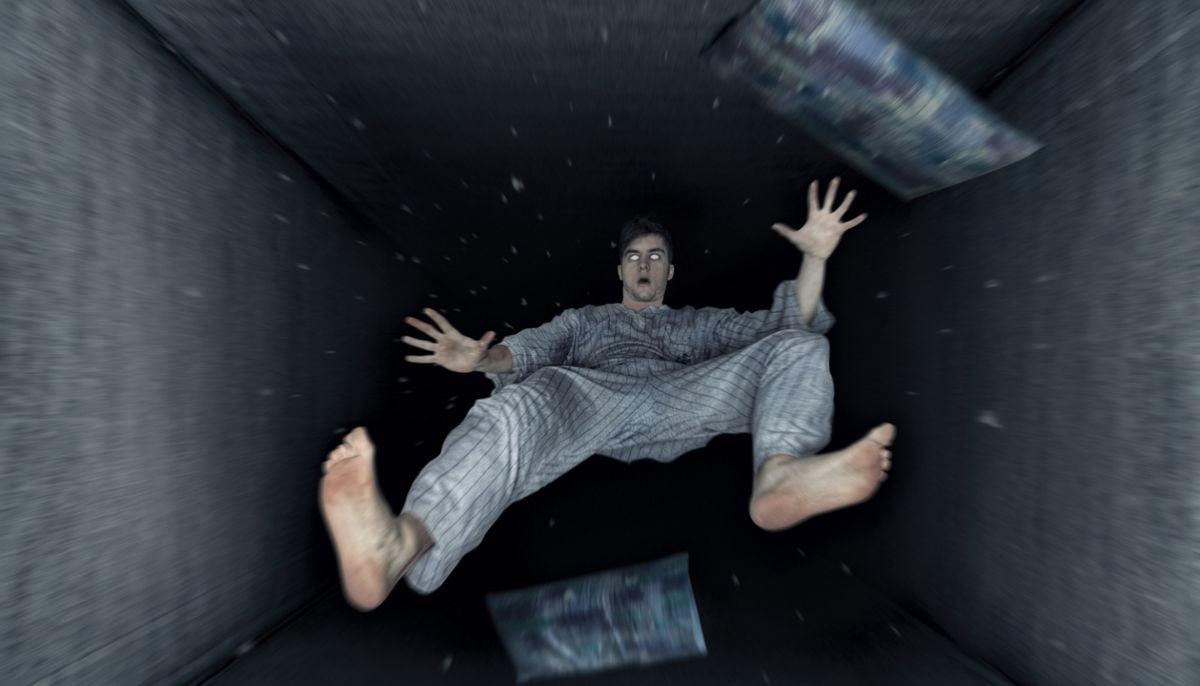 Why you feel like you are falling as you fall asleep