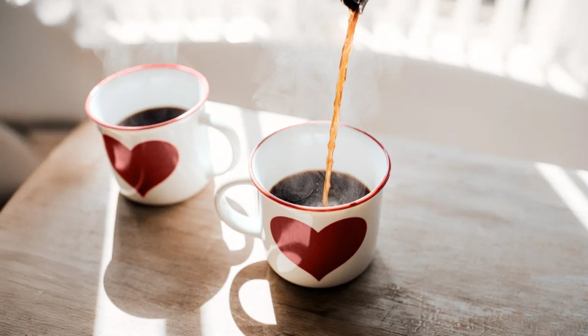 Morning coffee may lower risk of heart disease and premature death, study finds
