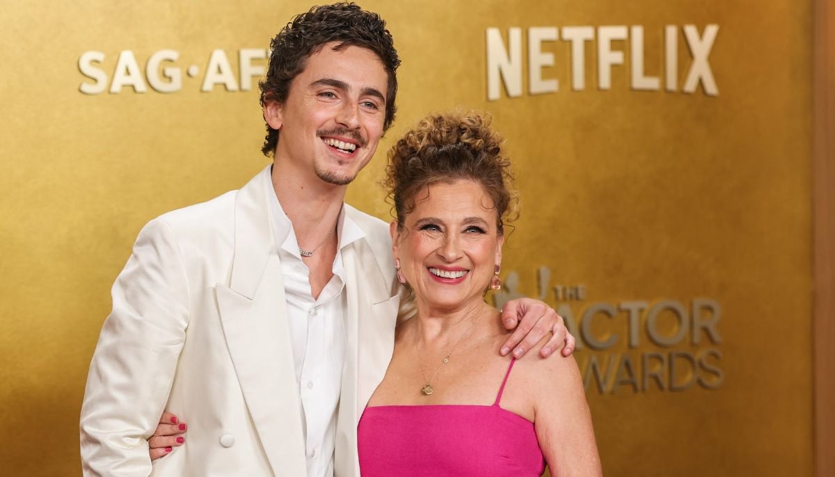 Timothée Chalamet, mom Nicole enjoy sweet mother-son night out at 2026 Actor Awards