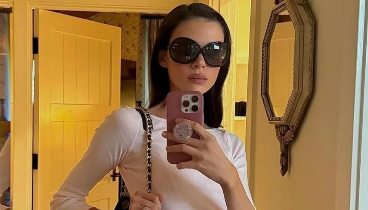 Nicola Peltz shares bold mirror selfie before celebrating Brooklyn Beckham's 27th Birthday