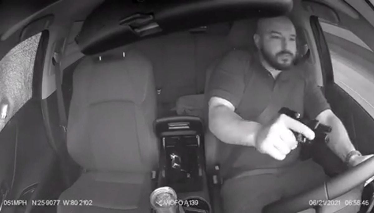 Motorist escapes death as gunman opens fire during heavy Miami traffic