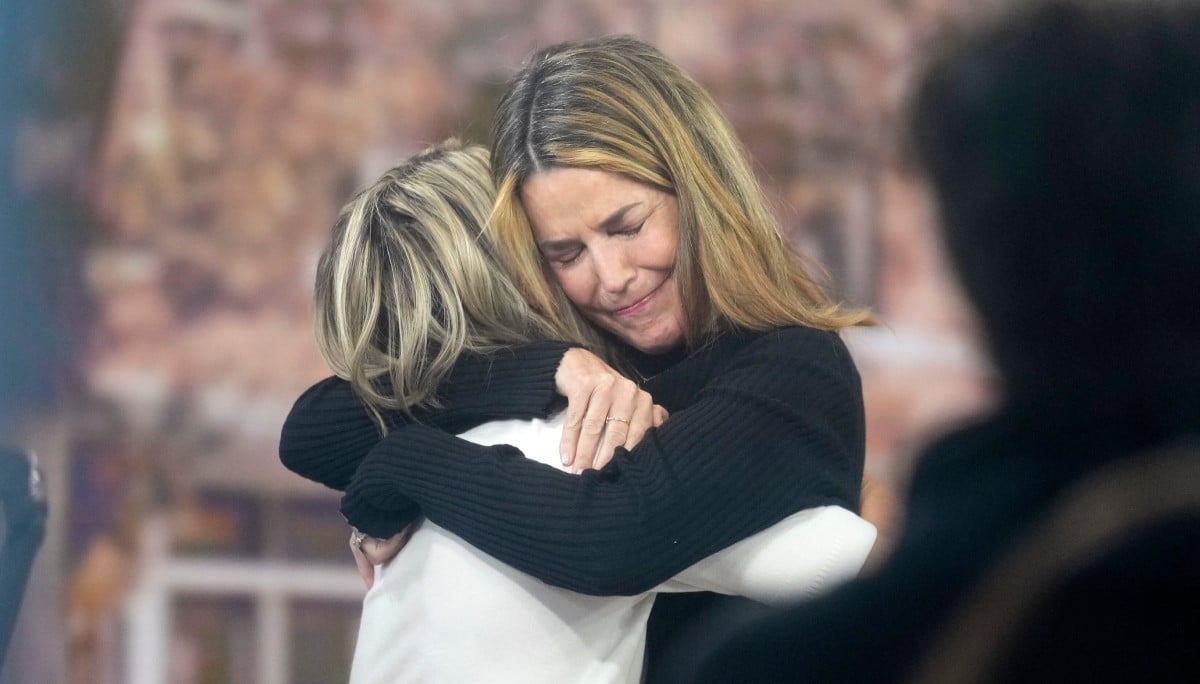 Savannah Guthrie surrounded by ‘Today’ family in prayer amid mother’s disappearance