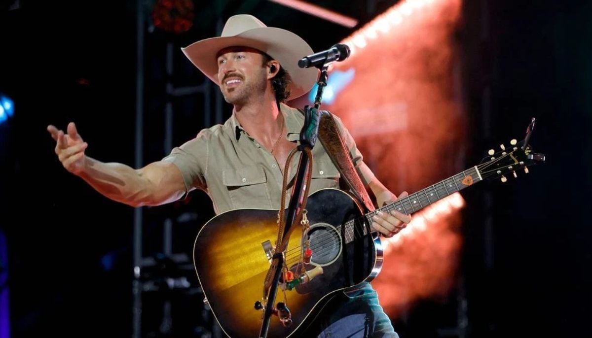 Country star Riley Green 'sewed up' following a dangerous on-stage incident