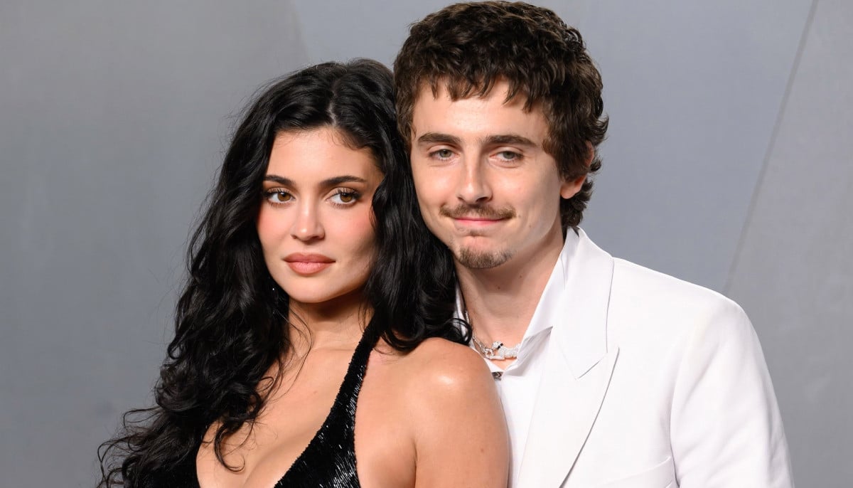Kylie Jenner and Timothée Chalamet reportedly exit Oscars for an hour amid onstage jokes