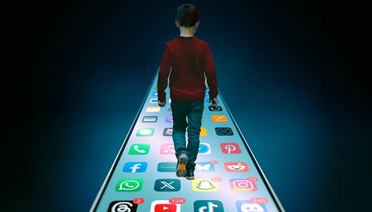 Oxford study links algorithm-driven scrolling to record low happiness in UK youth