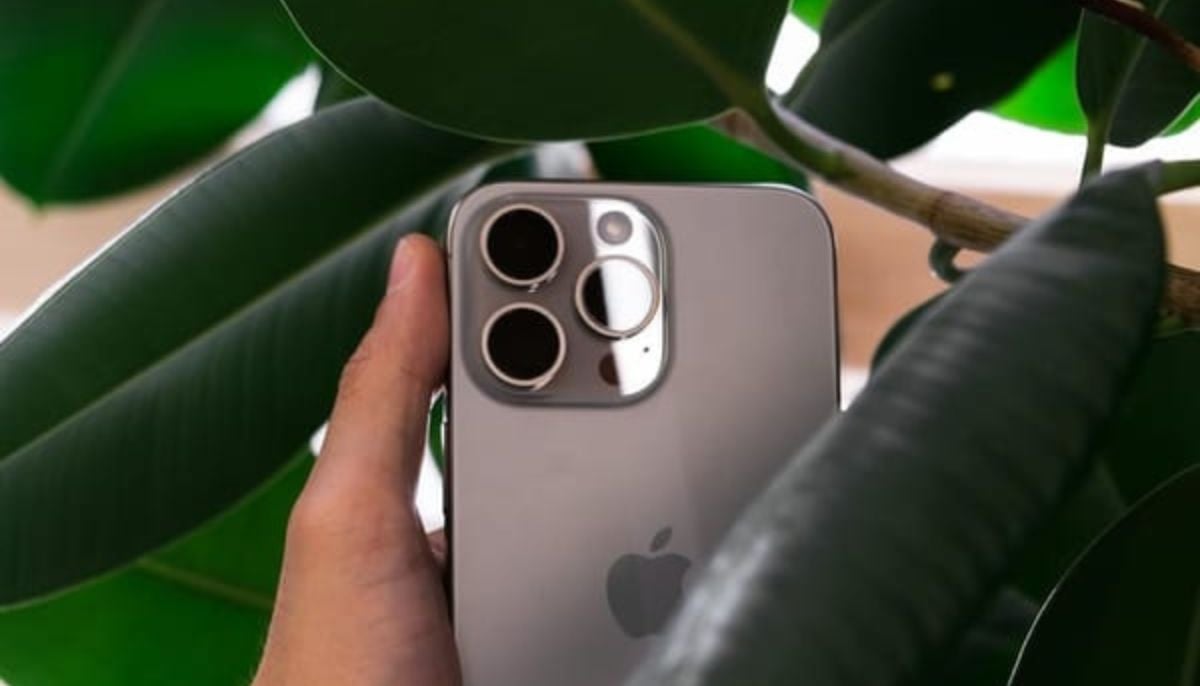 Apple users warned of 'DarkSword' hack that hijacks iPhones via websites