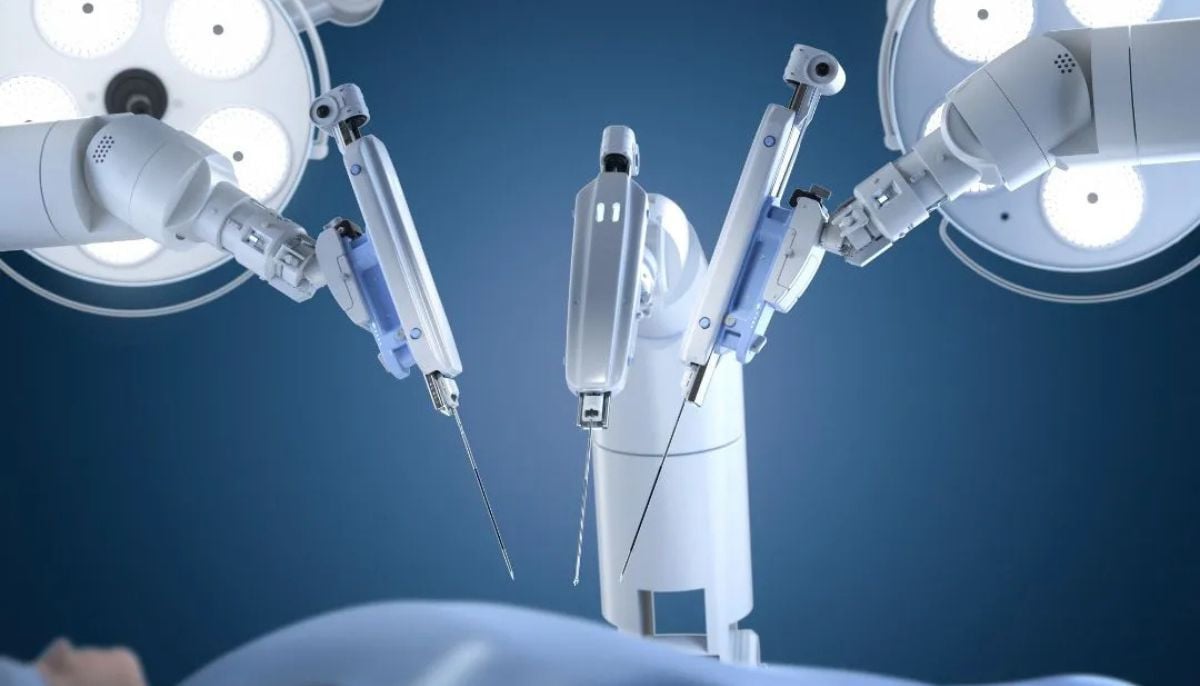 Medical team performs world-first robotic pancreatic surgery on one-month-old baby