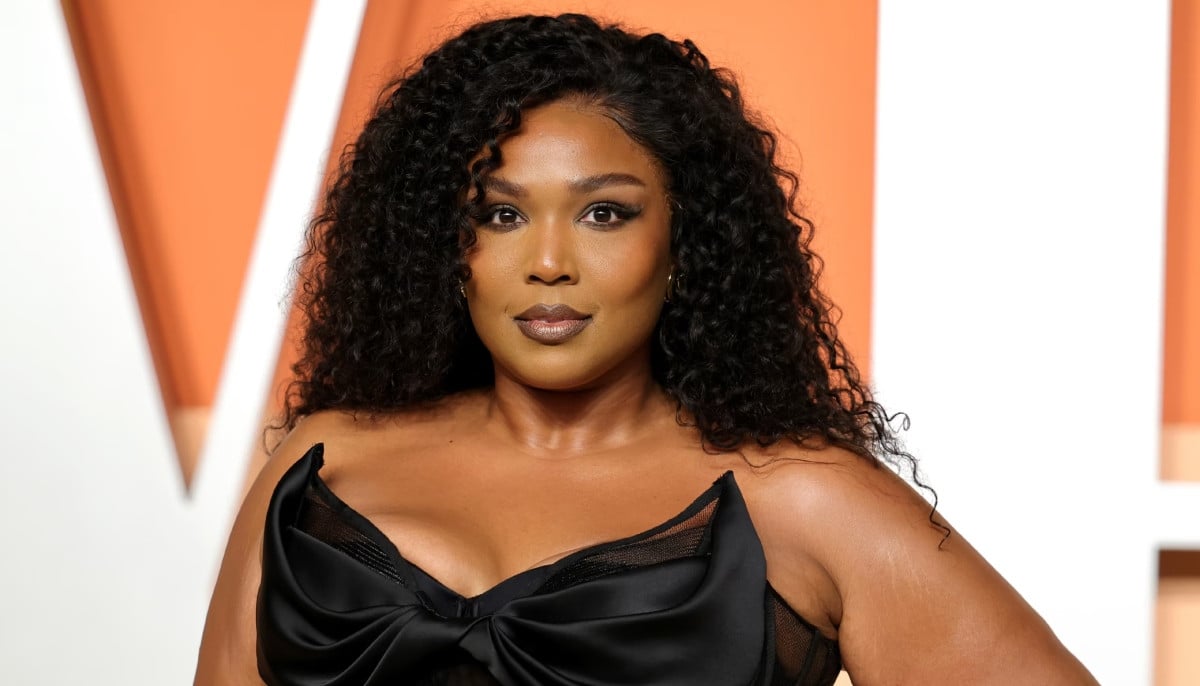 Lizzo criticizes ’90s media for body-shaming women 