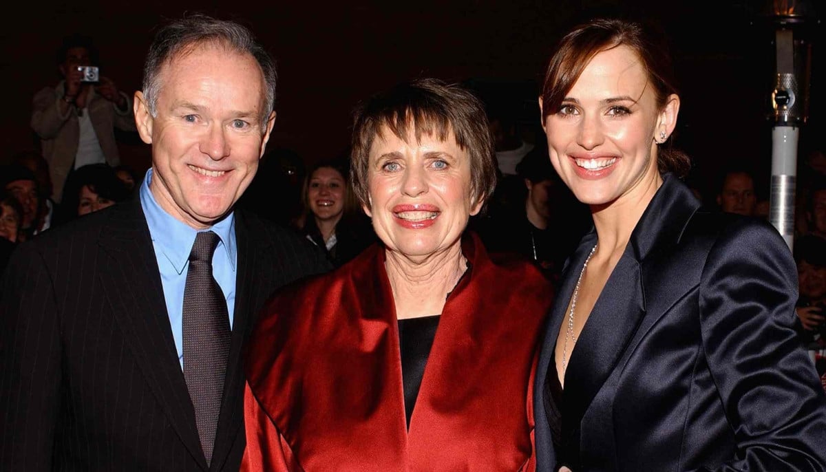 Jennifer Garner credits mom for making her cooking show truly special