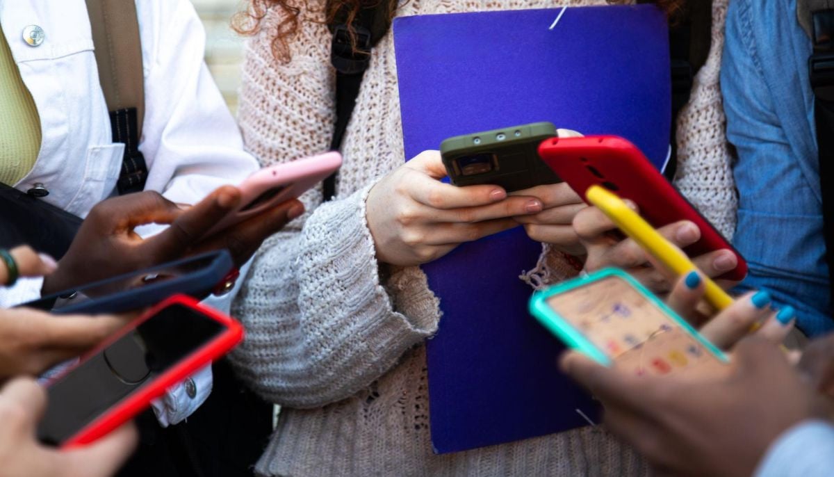 Nearly 5 million Australian teen accounts deactivated in first month