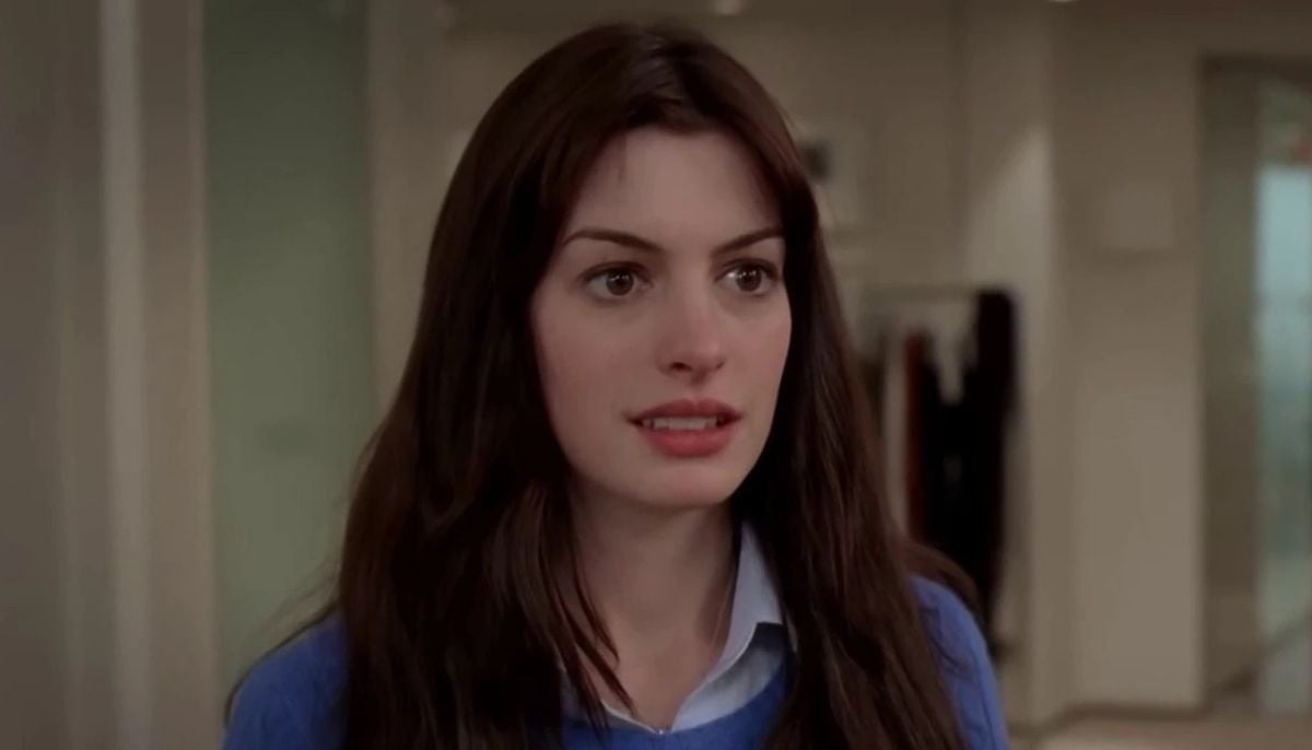 Anne Hathaway launches &amp;apos;The Devil Wears Prada 2&amp;apos; promo in cerulean blue sweatshirt