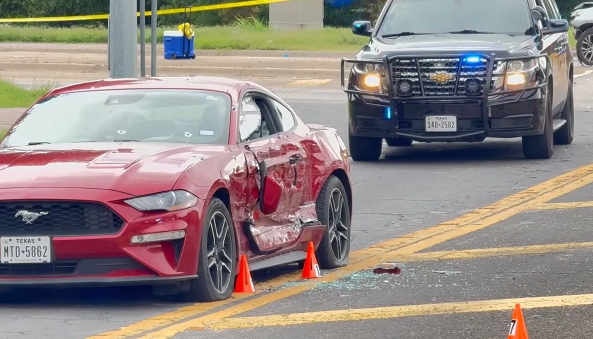  Teen killed in road rage shooting during &amp;apos;brake check&amp;apos; incident with Mustang: Police