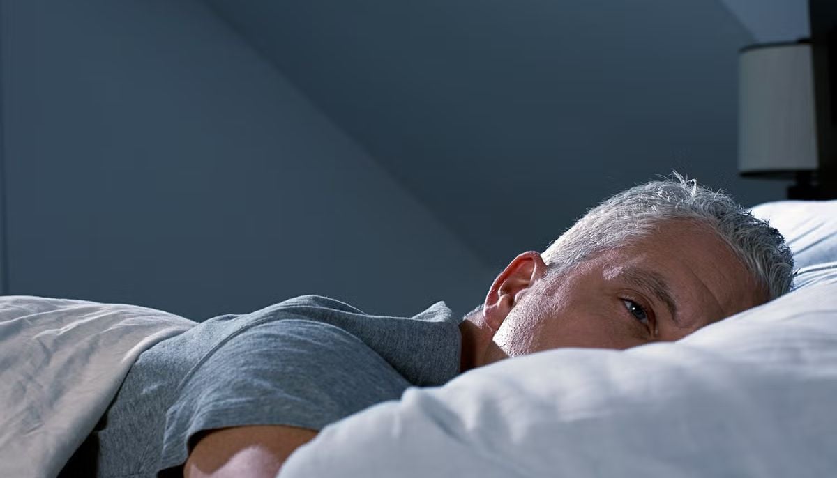 Expert identifies seven practical hacks for overcoming seasonal sleep struggles