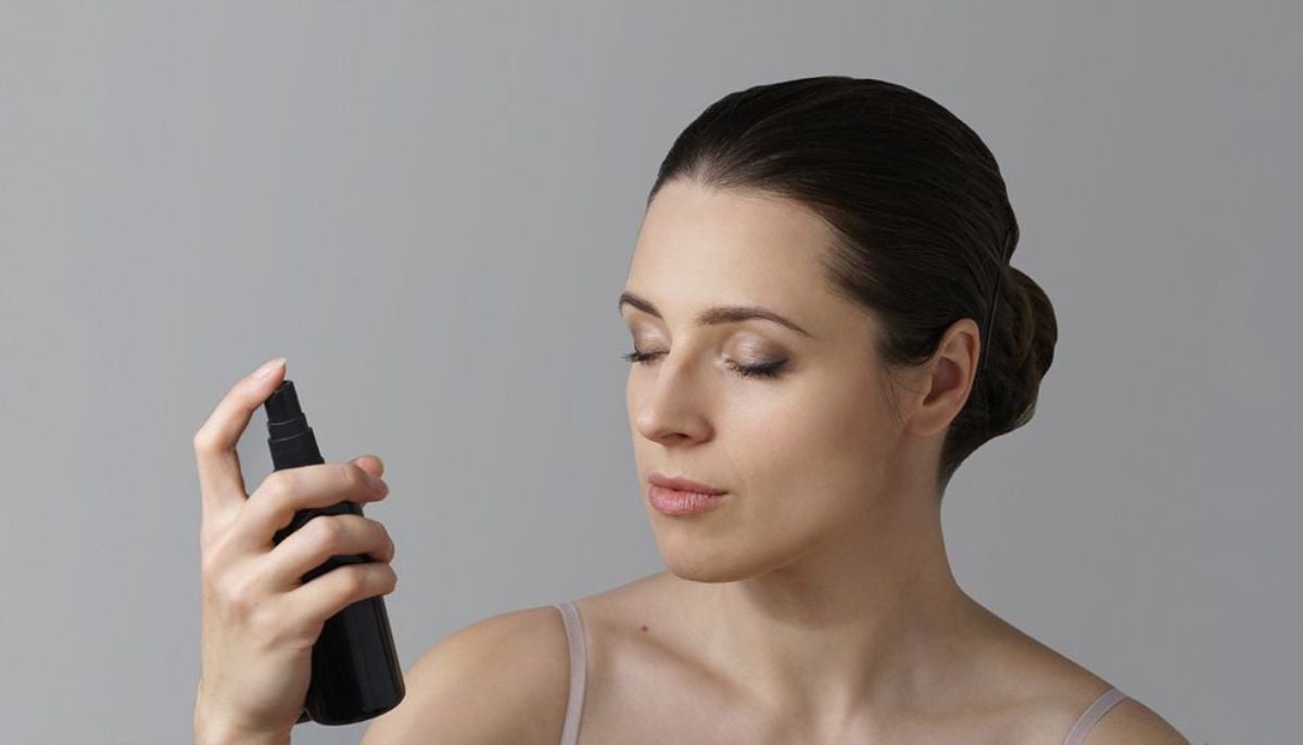 How to achieve clear complexion using hydration and pigment correction techniques