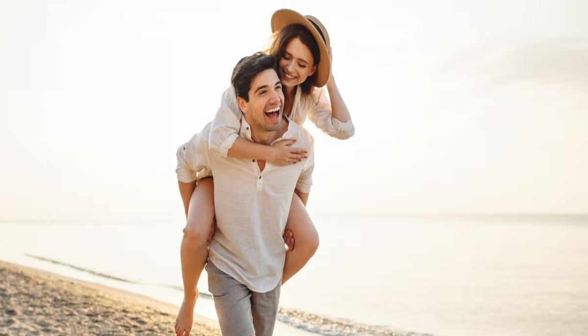 Expert explains why &amp;apos;buddymoon&amp;apos; travel trend gains popularity among modern newlyweds