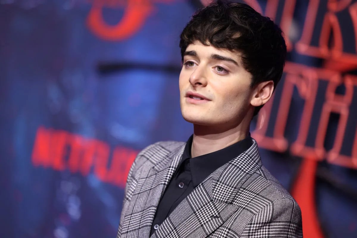 &amp;apos;Stranger Things&amp;apos; Noah Schnapp announces new boyfriend on Instagram, three years post-coming out