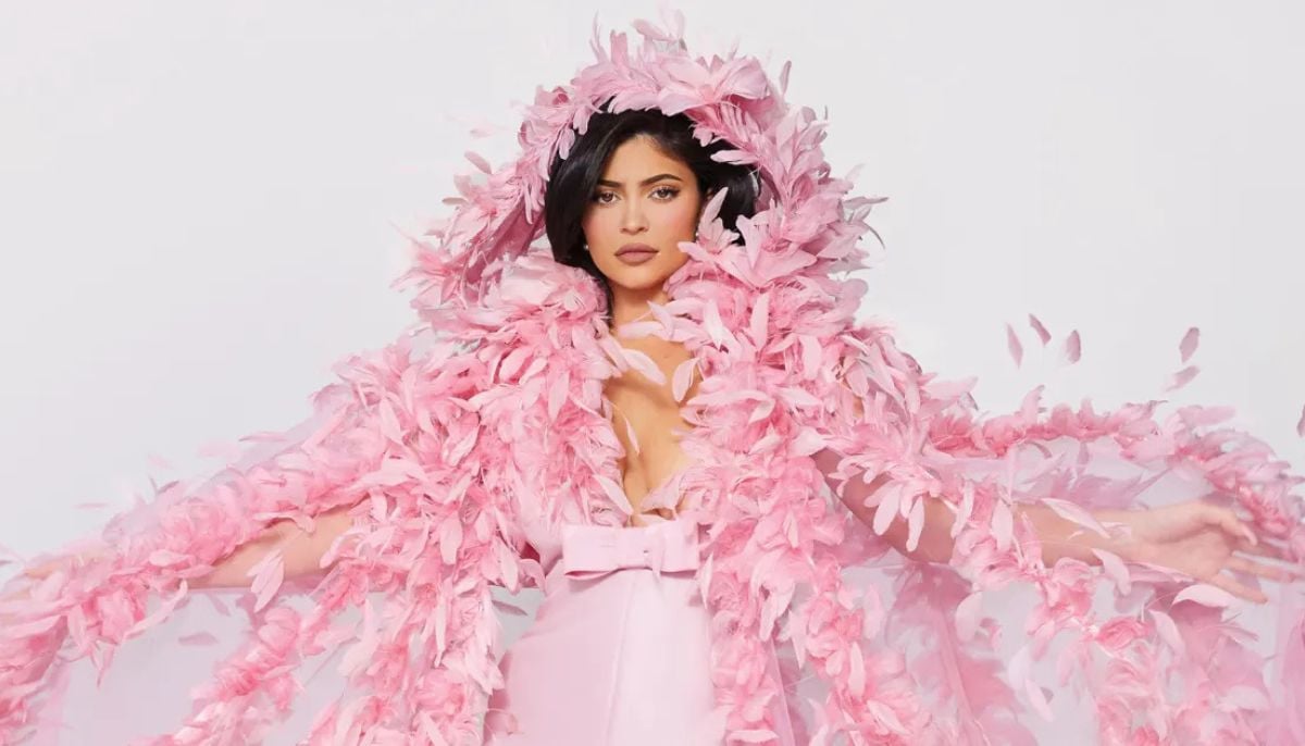 Kylie Jenner remains super involved in Kylie Cosmetics after sale