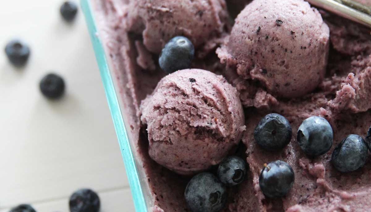 How to prepare nutrient dense blueberry ice cream using raw dairy products