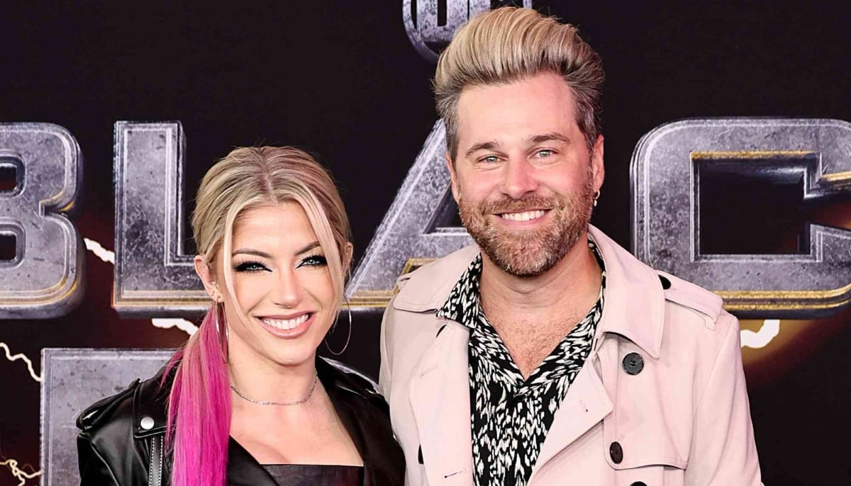 Ryan Cabrera and Alexa Bliss celebrate 4 years of marriage with circus-themed extravaganza