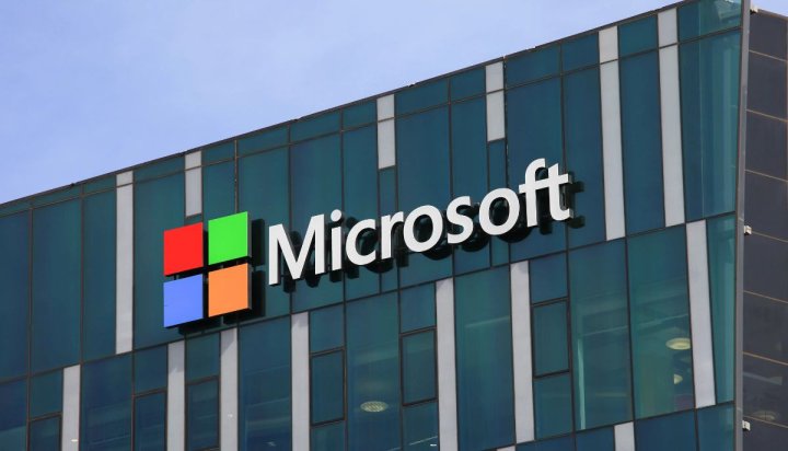 Wall Street analyst identifies critical shift in Microsoft AI business ...