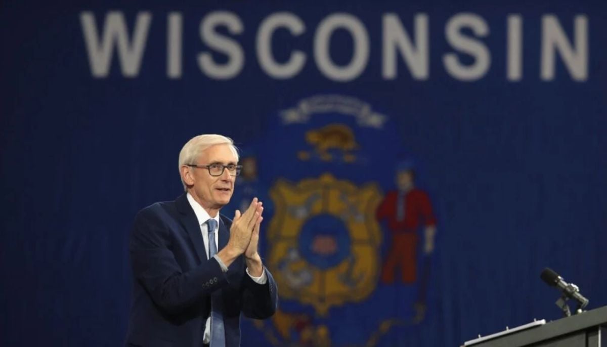 Wisconsin governor rejects porn age verification