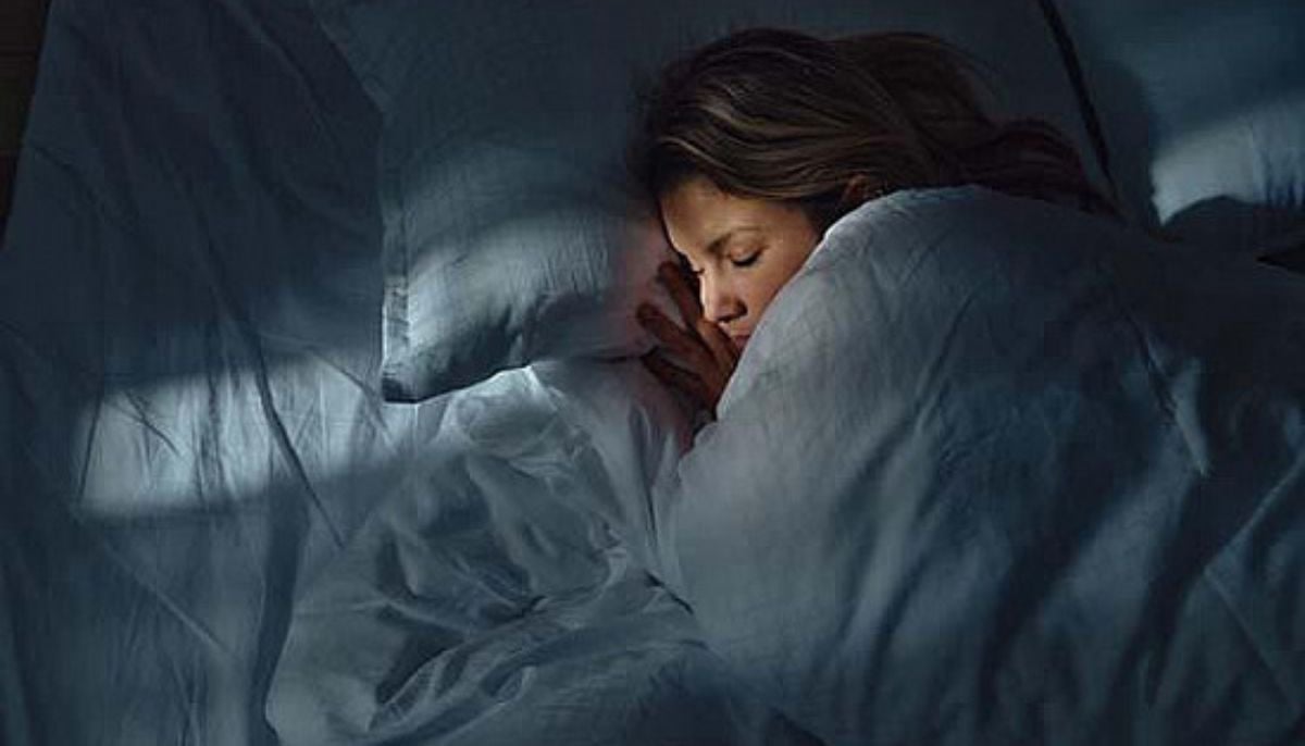 Expert reveals regular bedtimes significantly protect heart health during night