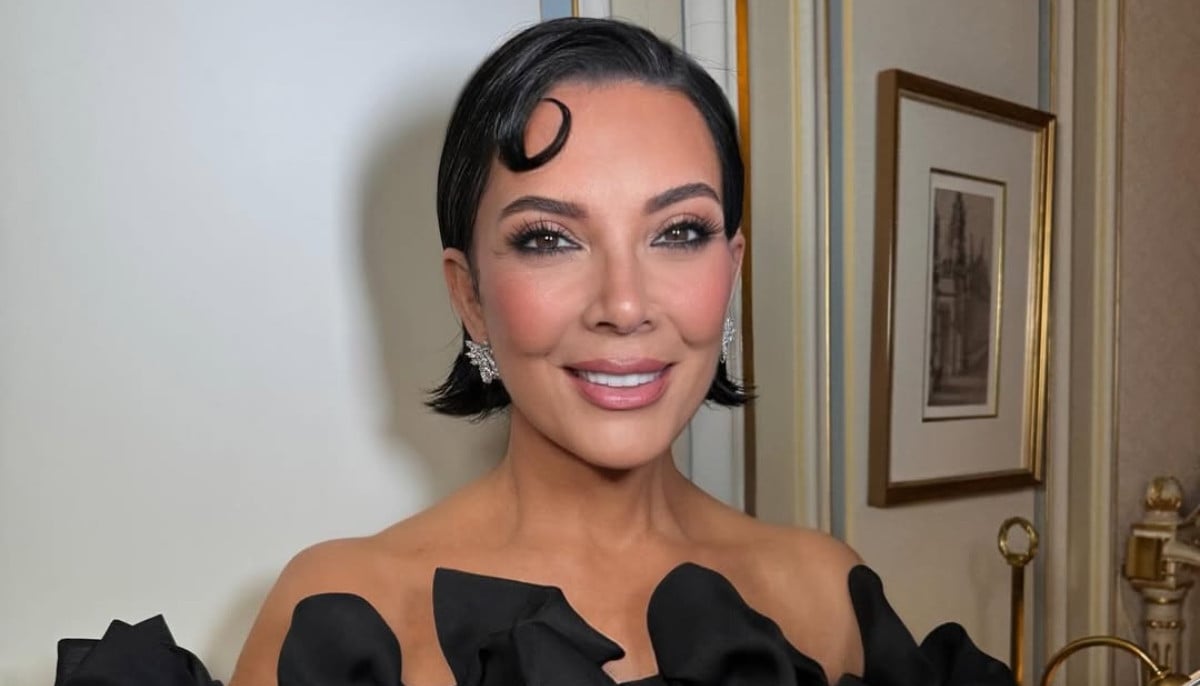 Kris Jenner hilariously reacts to Kylie’s steamy bikini pics
