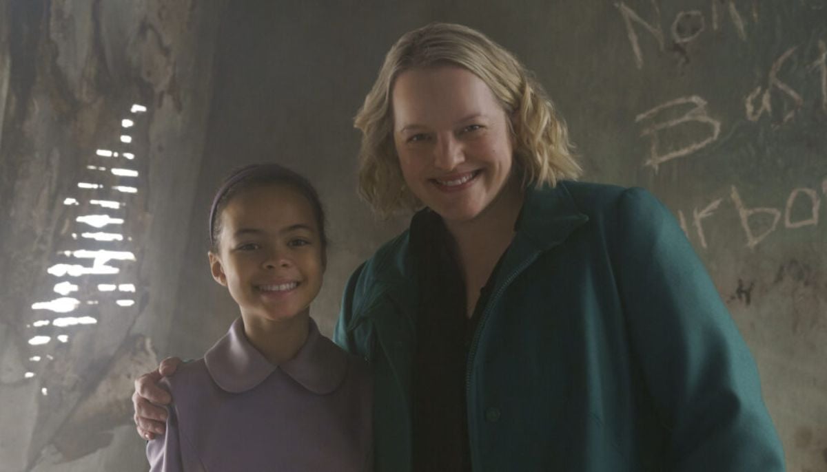 Elisabeth Moss reunites with Gilead in 'The Testaments' opening episode