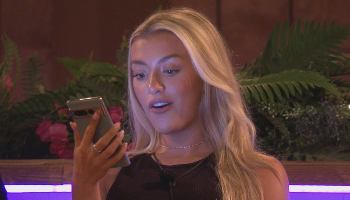 Love Island’s Molly Marsh surprises &amp;apos;true love&amp;apos; in US after revealing influencer romance