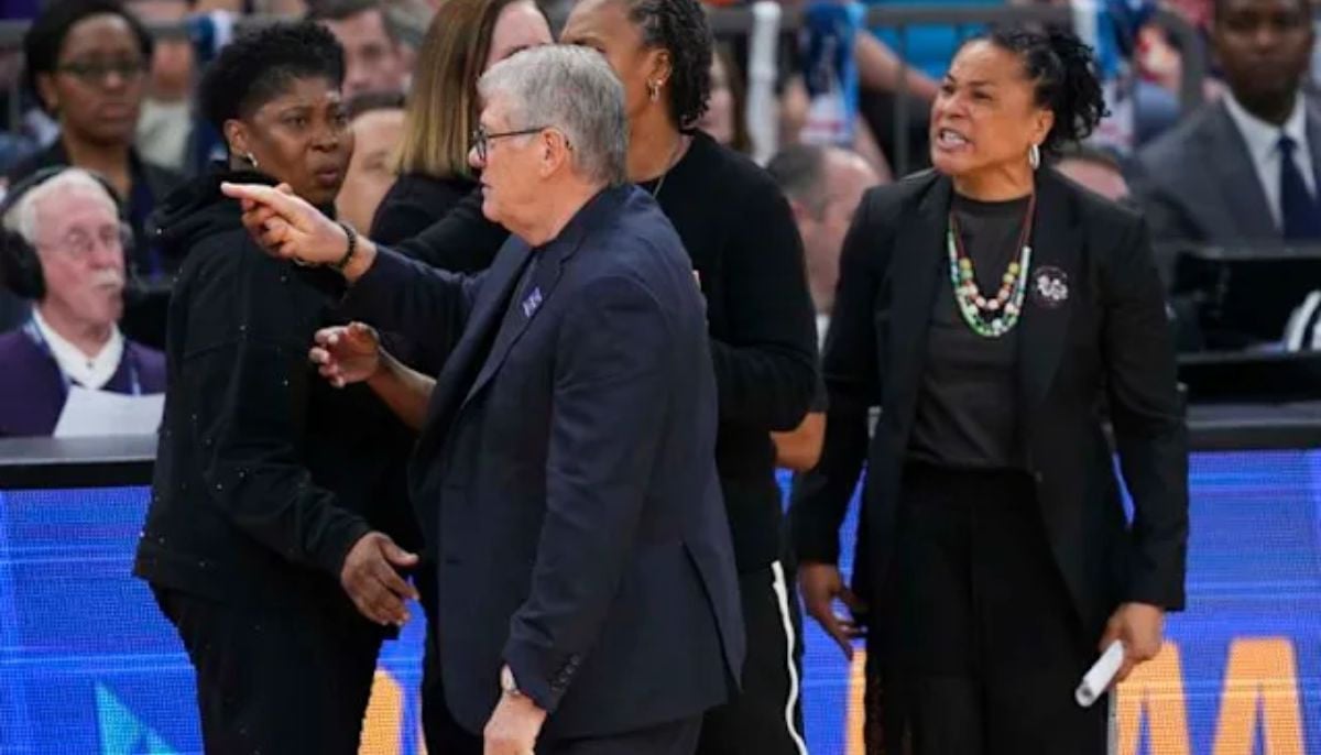 Mom attacks coach during 8-and-under softball game handshake: Police report