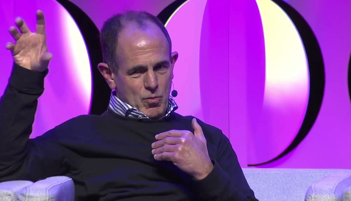 Keith Rabois reveals total abandonment of traditional laptop computers