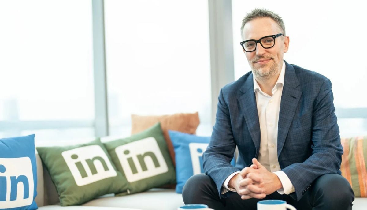 LinkedIn CEO rates job hopping above traditional degrees in 2026