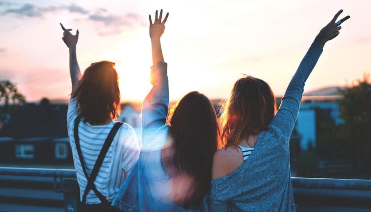 How to navigate changing friendship dynamics in your twenties and thirties