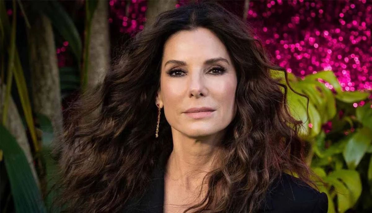 Sandra Bullock urges film industry to embrace AI technology