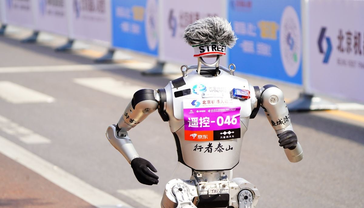 China’s robot half-marathon sets record with amusing moments