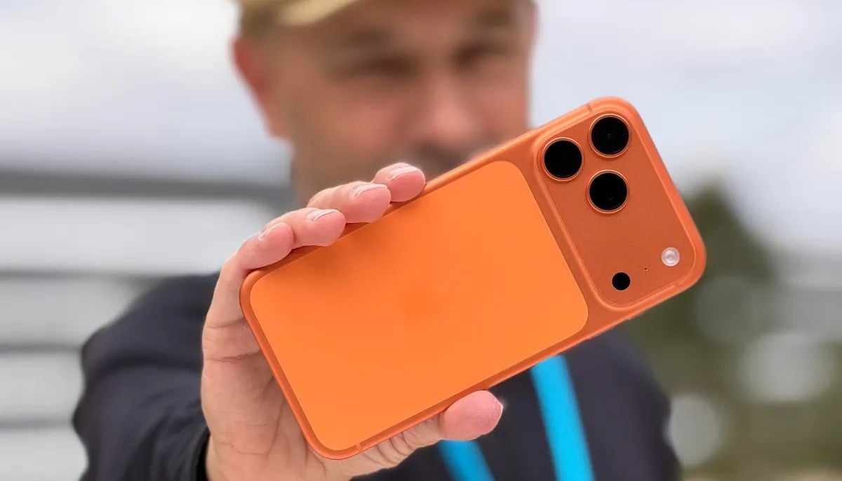 Apple fixes iPhone bug that exposed deleted messages to police