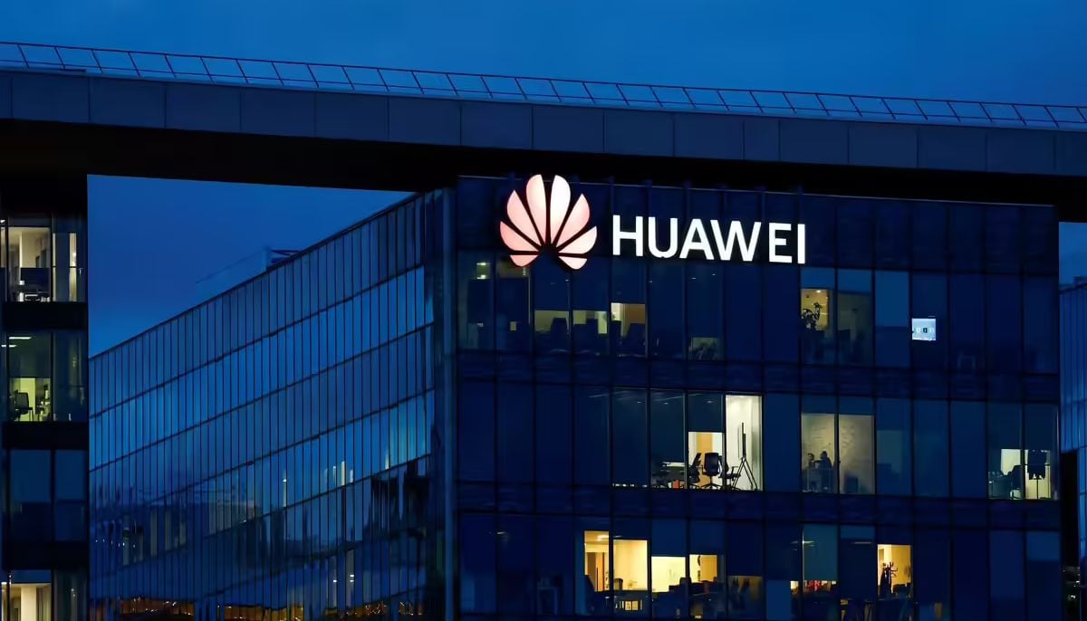 Huawei announces ten billion dollar investment in smart driving technology