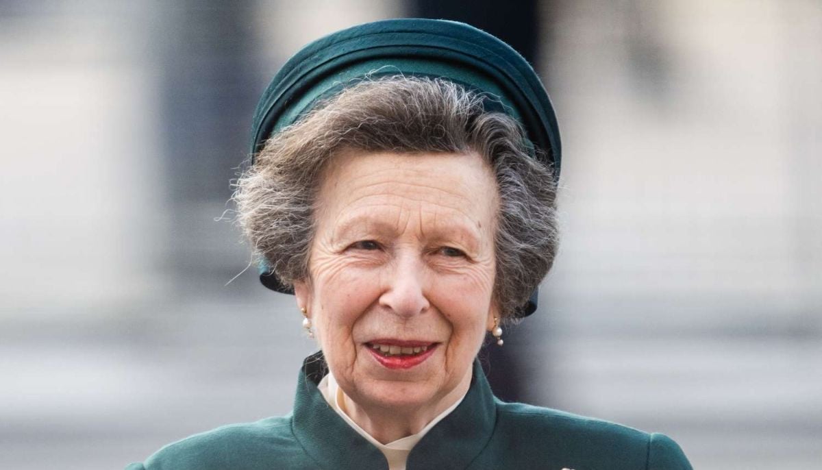 Princess Anne stuns in emerald green coat and hat at Anzac Day dawn service