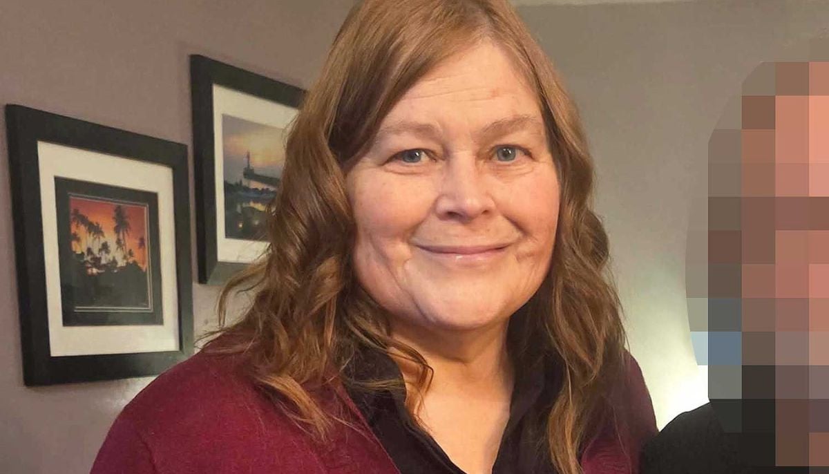 Teenager faces homicide charge after fatal distracted driving crash