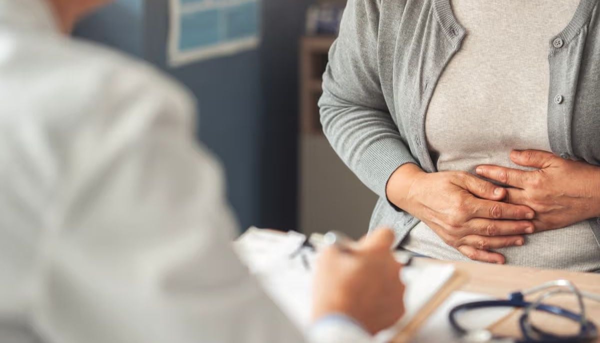 UK surgeon explains why high-fibre diets cause gas and bloating?