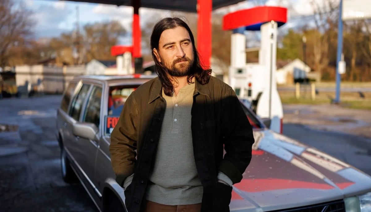 Noah Kahan reveals how he escapes stardom with ‘Hannah Montana’ mindset