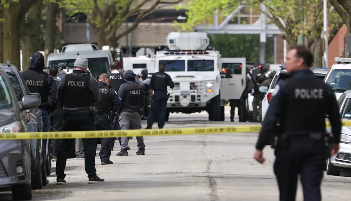 Deadly shooting at Endeavor Swedish hospital leaves officer killed