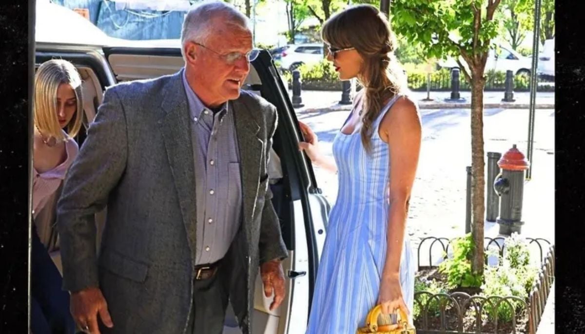 Taylor Swift spotted dining in NYC with dad Scott before wedding with Travis Kelce